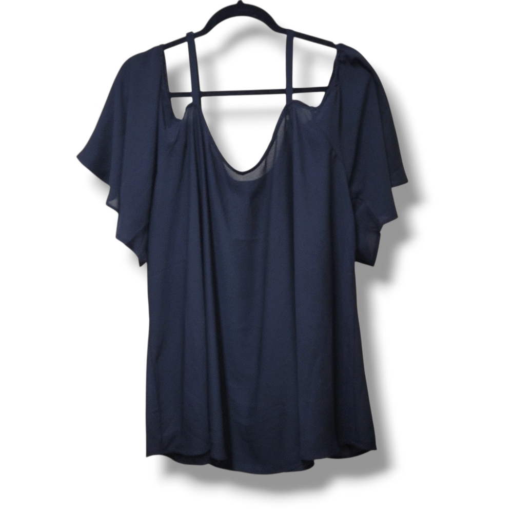 Torrid Plus Size 3 Blank Cold Shoulder Top